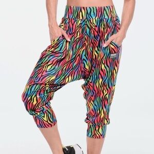 Zumba Funscape Harem Crop Pants - Rainbow